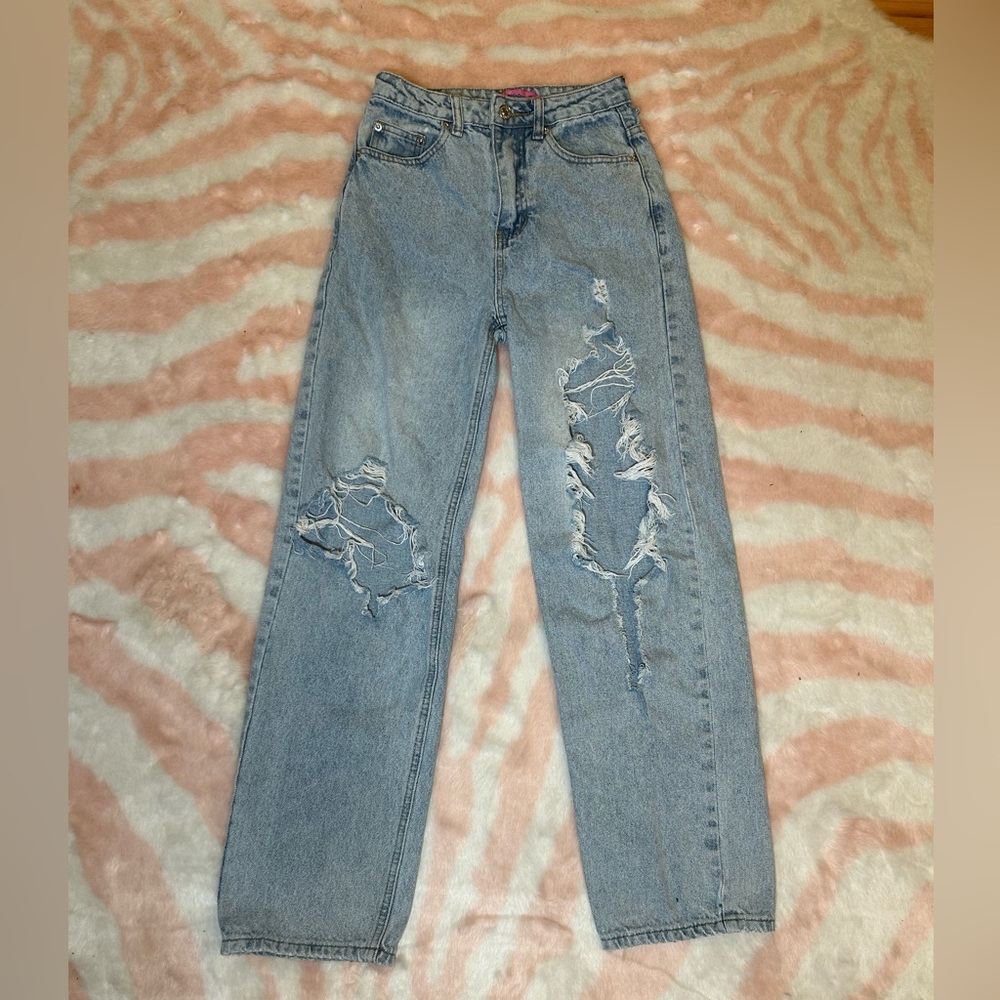 Edikted Wide or Die Ripped Jeans - Picture 4 of 8